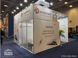 20x20 Îlot booth design by Red Rock Exhibits